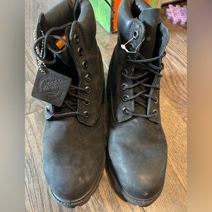 Men’s timberland boots size 8